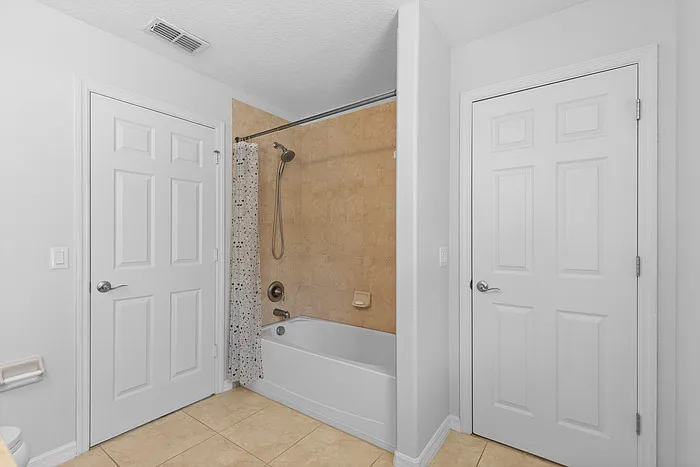 9496 Strongbark Ln — Photo 18