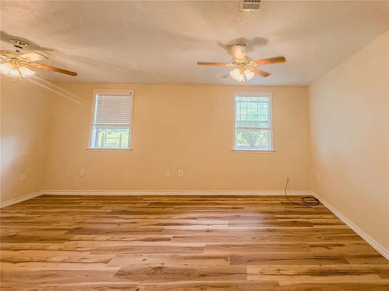 476 County Road 118 — Photo 14