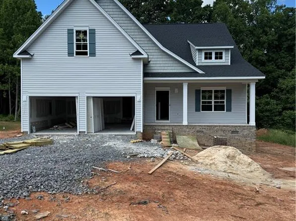 190 Wade Eaton Dr, Mocksville, NC 27028
