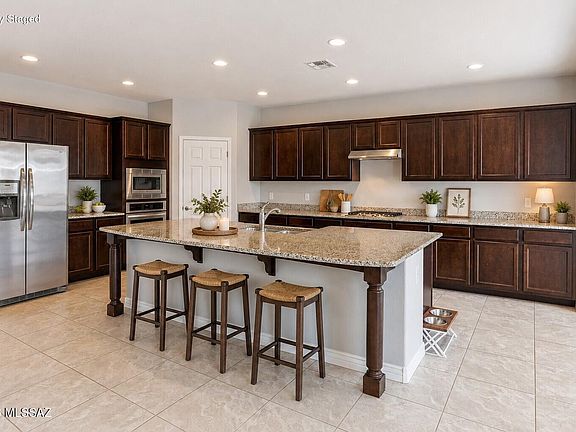3rd image of 9636 N Havenwood Way