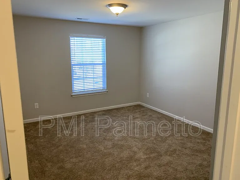 481 Whispering Oak Cir — Photo 22