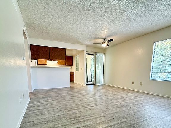4th image of 32 S Garden St APT 10