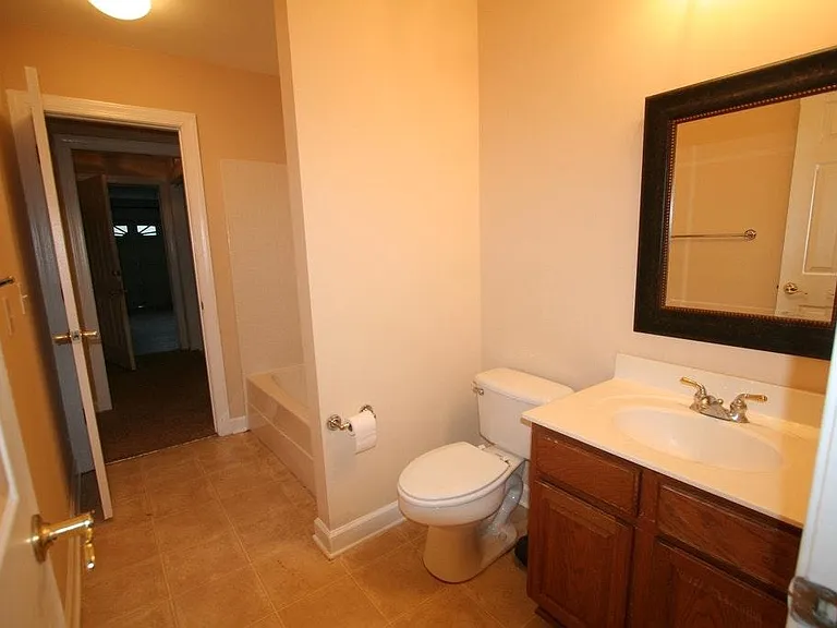 107 Millet Dr — Photo 8