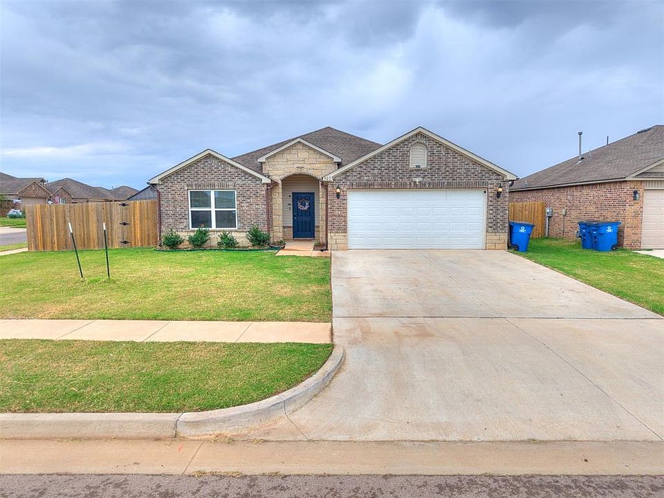 1st image of 503 Fox Den Dr