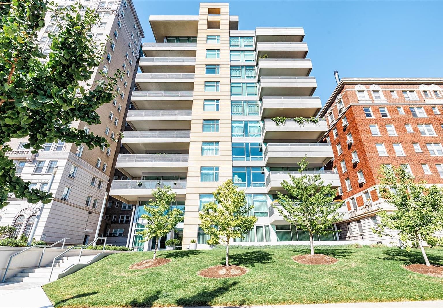 4545 Lindell Blvd APT 18, Saint Louis, MO 63108 Zillow