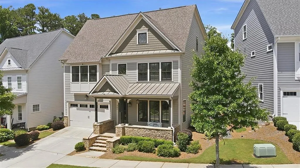 5 bed, 4.0 bath, 3212 sqft, $4,050 — Photo 3