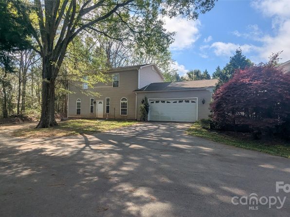 1404 Oakdale Rd, Rock Hill, SC 29730