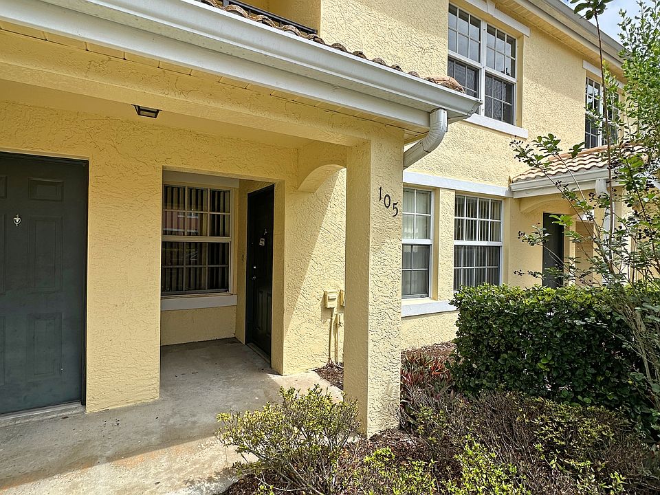 1st image of 152 SW Peacock Blvd APT 105