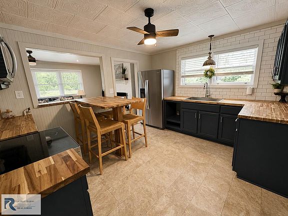 2nd image of 299 Duncan Dr