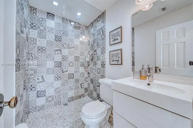 7621 SW 65th Pl — Photo 22