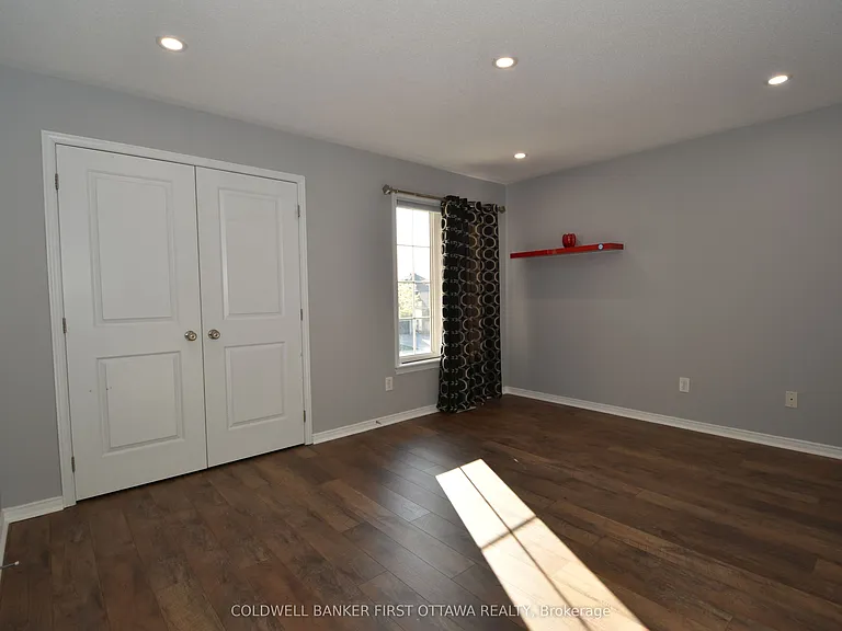 413 Blackleaf Dr — Photo 20