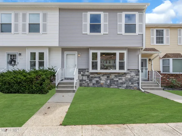51 Renee Court, Jackson, NJ 08527