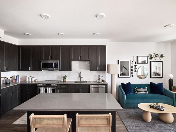 2nd image of 800 Pacific Ave #628