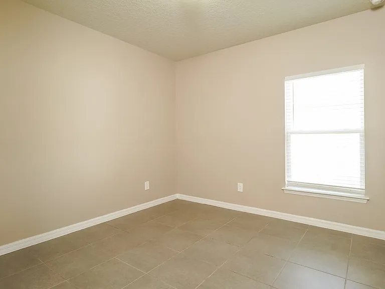 651 Mercado Ct — Photo 14