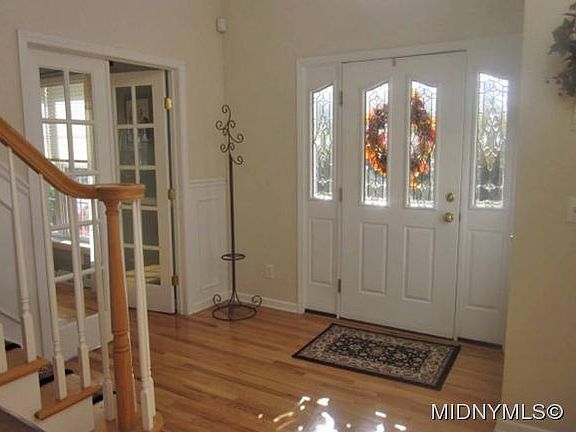 4th image of 116 Pebble Creek Ln