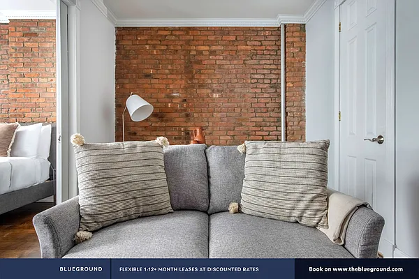 Rented by The Blueground | media 266