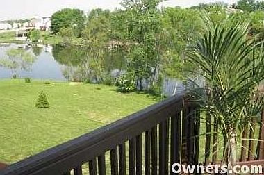 3rd image of 448 Lake Shore Dr
