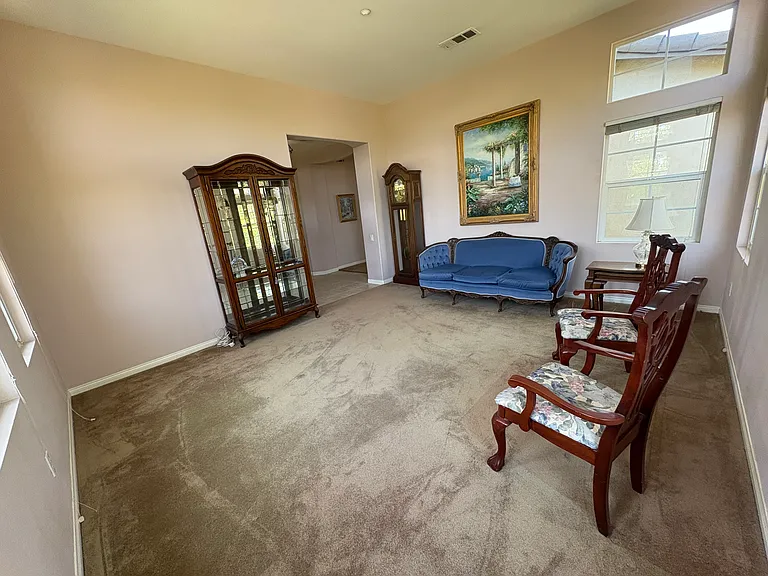 524 Golden West Dr — Photo 13