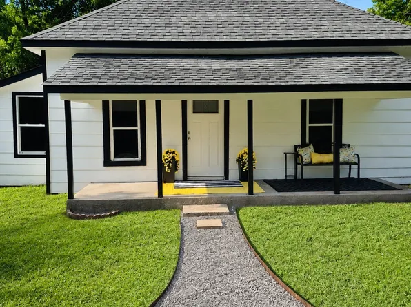3827 Boatmans Cir, Pryor, OK 74361