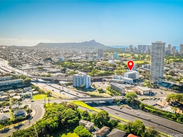 1941 Church Ln APT 509, Honolulu, HI 96826