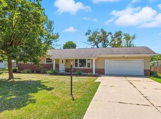 2324 Bellevue Dr, Fort Wayne, IN 46825