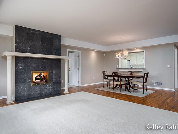 2nd image of 3181 Charlevoix Dr SE Unit 207