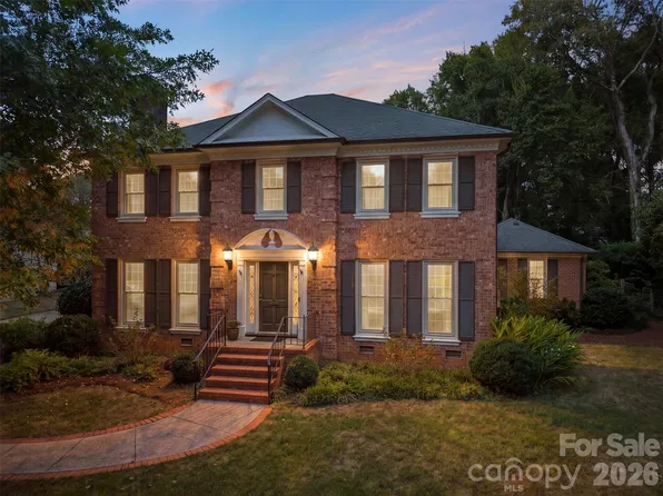 2920 Wickersham Rd, Charlotte, NC 28211