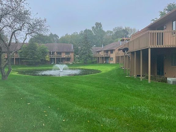 2nd image of 7698 Cottonwood Ln #28