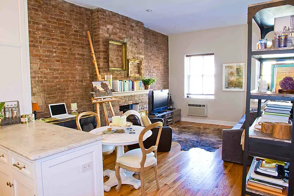 Sold by Owner | media 1