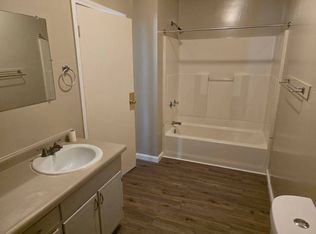 520 Ottawa St #1, Leavenworth, KS 66048