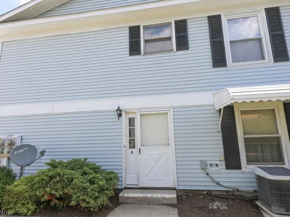 1258 Pembrooke Dr APT D, Salem, OH 44460