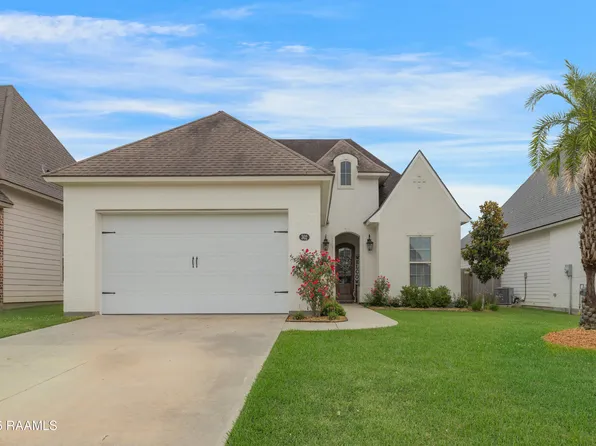 302 Easy Rock Landing Dr, Broussard, LA 70518
