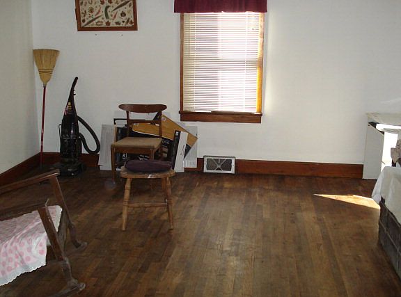 3rd image of 2143 Old Appalachian Trl