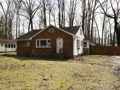 24407 Westwood Rd, Westlake, OH, 44145
