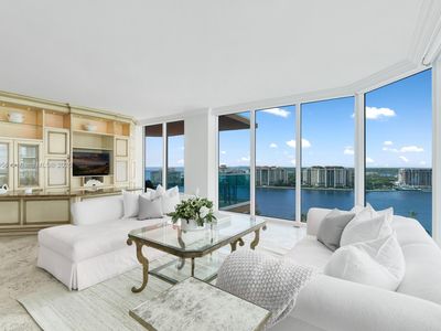 300 S Pointe Dr APT 1603, Miami Beach, FL, 33139