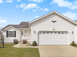 1821 Peace Rose Ln, Mishawaka, IN 46544