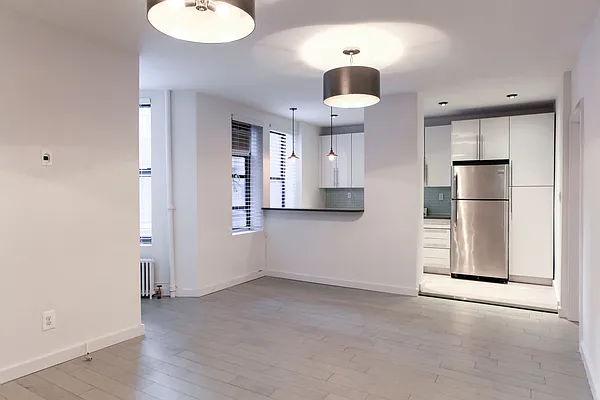 Rented by Pink Stone Realty LLC | media 30