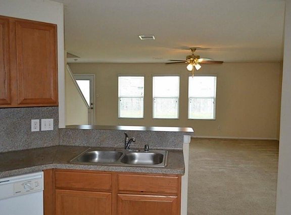 3rd image of 17918 Evergreen Trace Ln