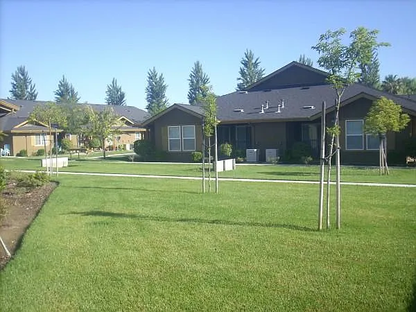 297 Myer Dr — Photo 15