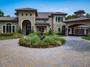 23 Royal King Rd, Tomball, TX 77377