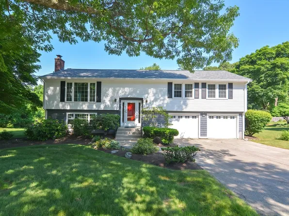 5 Vaillencourt Dr, Framingham, MA 01701