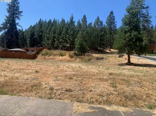 123 Deer Song Ct, Canyonville, OR