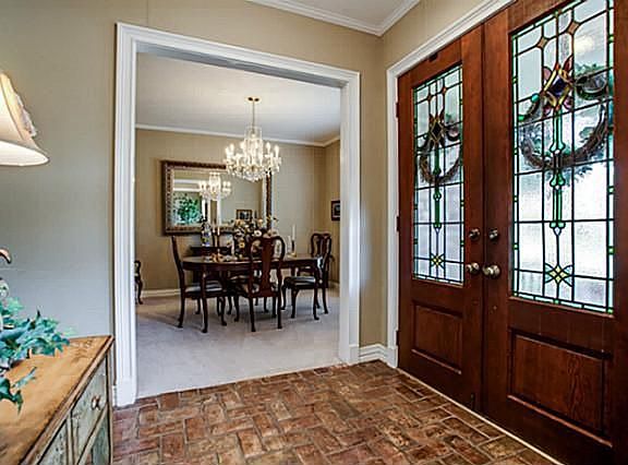 4th image of 2837 Club Meadow Dr