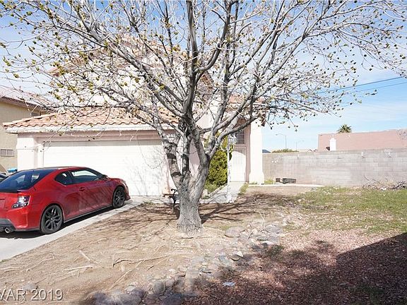 3rd image of 2784 Purple Root Dr