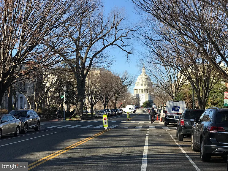 449 New Jersey Ave SE #B — Photo 24