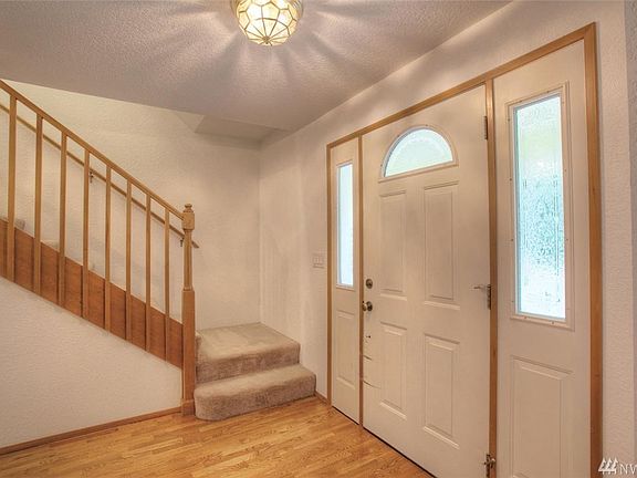 3rd image of 16011 Lawrence Pl SE