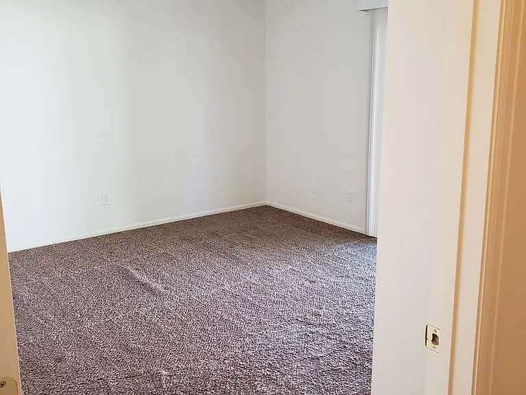 1733 Christopher Ct — Photo 6