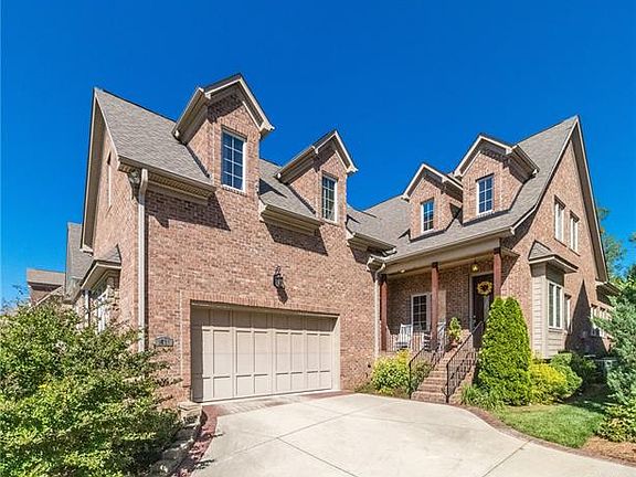 4th image of 2531 Olde White Ln