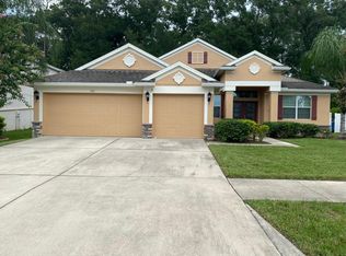 221 Parsons Woods Dr, Seffner, FL 33584
