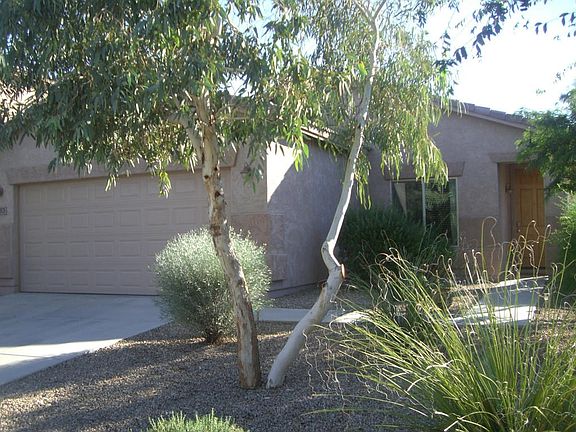 3rd image of 1083 E Canyon Trl